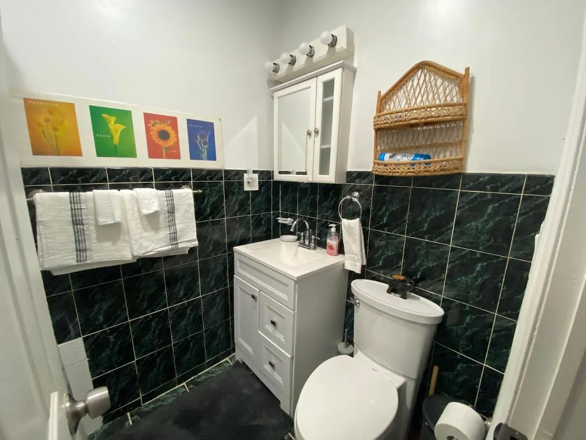Room In Guest Room - 7Privateroom Jacuzzimassage Sitparking15Mins2Ny Fairview United States