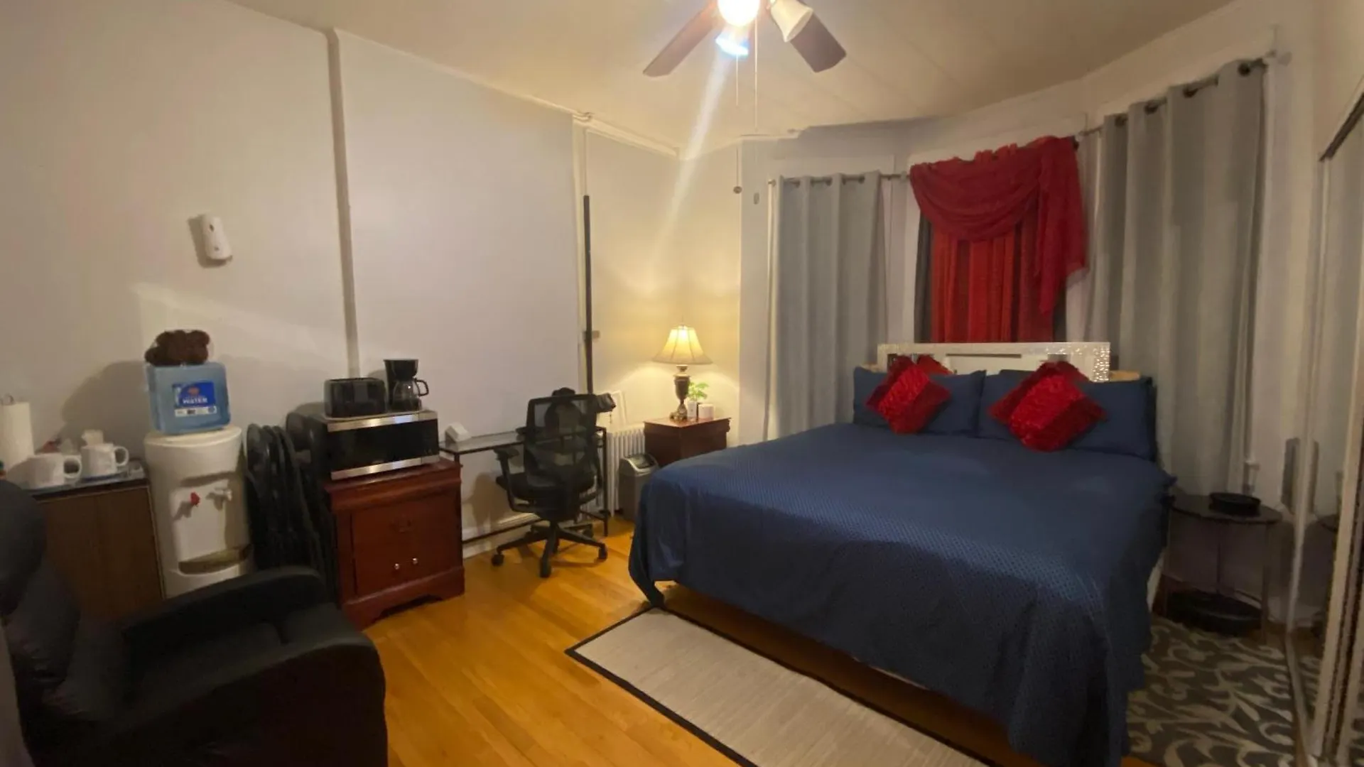 Room In Guest Room - 7Privateroom Jacuzzimassage Sitparking15Mins2Ny Fairview